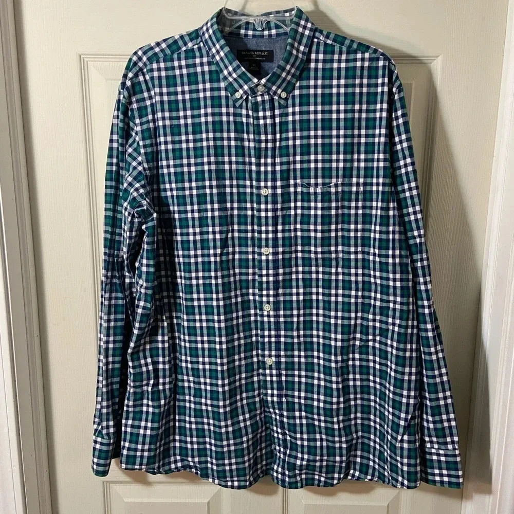 Banana Republic button down-size XL